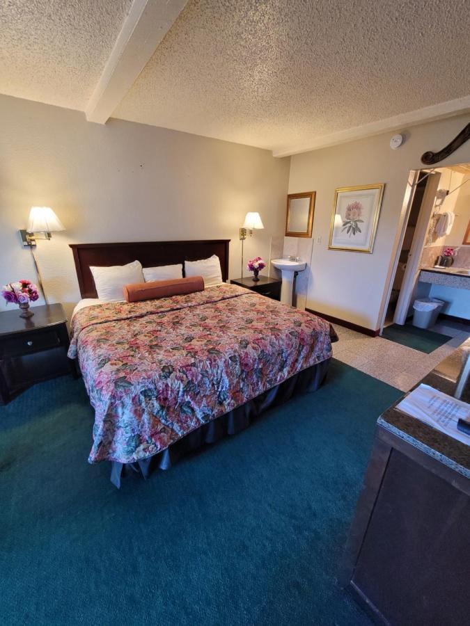 Express Inn And Suites ガストニア エクステリア 写真